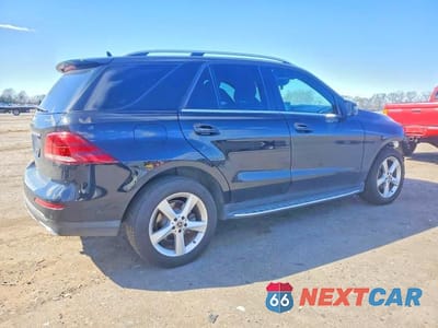 Trzecie zdjęcie samochodu z tyłu: 2018 MERCEDES-BENZ GLE 350 4MATIC VIN:4JGDA5HB2JB033598 - miniatura