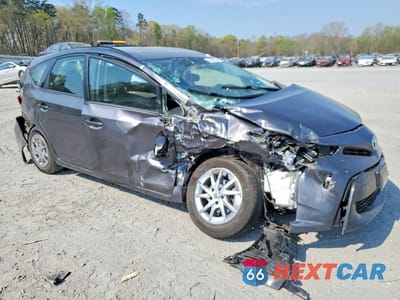 Czwarte zdjęcie samochodu z boku: 2015 TOYOTA PRIUS V FOUR VIN:JTDZN3EU9FJ038139 - miniatura
