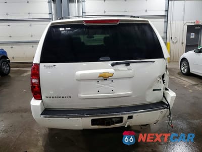 Zdjęcie 6 z 14 samochodu: 2012 CHEVROLET SUBURBAN K1500 LTZ VIN:1GNSKKE71CR201496 - miniatura