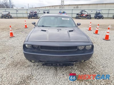 Piąte zdjęcie samochodu w środku: 2014 DODGE CHALLENGER SXT VIN:2C3CDYAG7EH244876 - miniatura