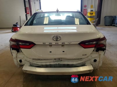 Zdjęcie 6 z 13 samochodu: 2024 TOYOTA CAMRY LE VIN:4T1C11AK0RU222636 - miniatura