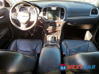 Zdjęcie 8 z 11 samochodu: 2018 CHRYSLER 300 LIMITED VIN:2C3CCAEGXJH148710 - miniatura