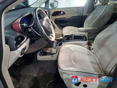 Zdjęcie 7 z 12 samochodu: 2020 CHRYSLER PACIFICA LIMITED VIN:2C4RC1GGXLR144219 - miniatura