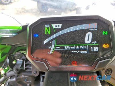 Zdjęcie 7 z 10 samochodu: 2024 KAWASAKI ZX636 K VIN:JKBZXJJ13RA007618 - miniatura