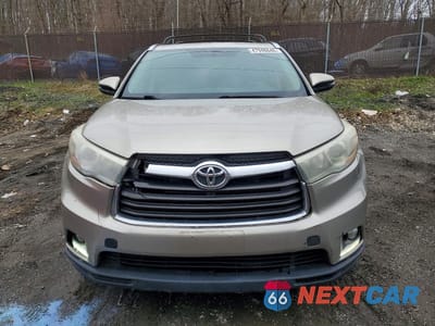Piąte zdjęcie samochodu w środku: 2016 TOYOTA HIGHLANDER LIMITED VIN:5TDDKRFH6GS300761 - miniatura