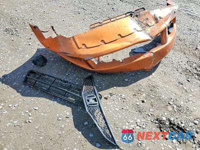 Zdjęcie 12 z 12 samochodu: 2010 HONDA FIT SPORT VIN:JHMGE8G40AS013763 - miniatura