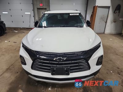Piąte zdjęcie samochodu w środku: 2022 CHEVROLET BLAZER 2LT VIN:3GNKBHR48NS203491 - miniatura