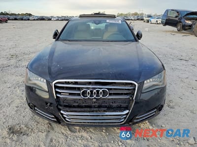 Piąte zdjęcie samochodu w środku: 2014 AUDI A8 L QUATTRO VIN:WAURGAFD2EN003878 - miniatura