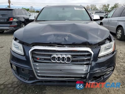 Piąte zdjęcie samochodu w środku: 2016 AUDI SQ5 PREMIUM PLUS VIN:WA1CCAFP9GA061344 - miniatura