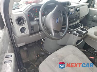 Zdjęcie 8 z 12 samochodu: 2014 FORD E250 UTILITY / SERVICE VAN VIN:1FTNE2EW0EDA13668 - miniatura