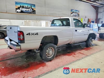 Trzecie zdjęcie samochodu z tyłu: 2001 DODGE RAM 2500 VIN:3B7KF26Z01M584911 - miniatura