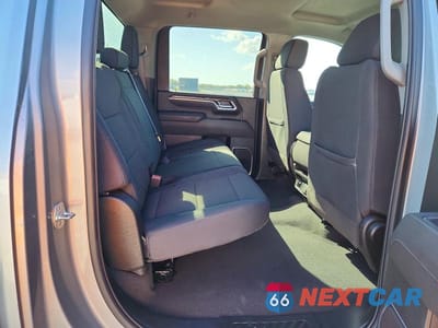 Zdjęcie 10 z 12 samochodu: 2025 CHEVROLET SILVERADO K2500 HEAVY DUTY LT VIN:1GC1KNEY5SF289306 - miniatura