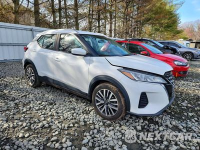 Czwarte zdjęcie samochodu z boku: 2022 NISSAN KICKS SV VIN:3N1CP5CV3NL523829 - miniatura