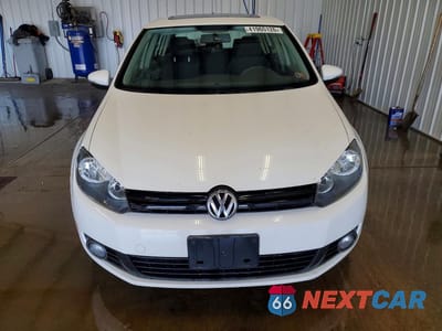 Piąte zdjęcie samochodu w środku: 2014 VOLKSWAGEN GOLF VIN:WVWDM7AJ3EW010029 - miniatura