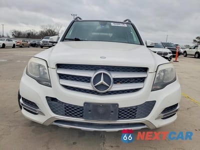 Piąte zdjęcie samochodu w środku: 2015 MERCEDES-BENZ GLK 350 4MATIC VIN:WDCGG8JB3FG359099 - miniatura