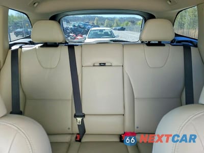 Zdjęcie 10 z 12 samochodu: 2017 VOLVO XC60 T5 INSCRIPTION VIN:YV440MDU9H2011629 - miniatura