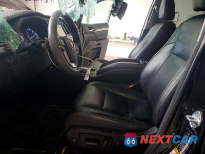 Zdjęcie 7 z 13 samochodu: 2018 TOYOTA HIGHLANDER XLE VIN:5TDJZRFH3JS539111 - miniatura