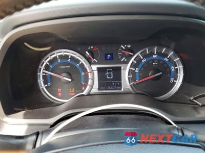 Zdjęcie 9 z 13 samochodu: 2014 TOYOTA 4RUNNER SR5 VIN:JTEZU5JR4E5064599 - miniatura