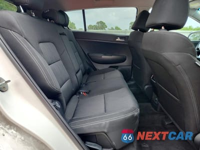 Zdjęcie 11 z 12 samochodu: 2022 KIA SPORTAGE LX VIN:KNDPM3AC1N7023525 - miniatura