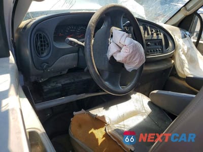 Zdjęcie 8 z 12 samochodu: 2008 FORD ECONOLINE E250 VAN VIN:1FTNE24W28DA44328 - miniatura