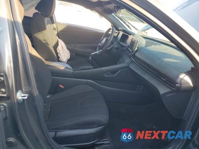 Zdjęcie 7 z 12 samochodu: 2025 HYUNDAI ELANTRA SEL SPORT VIN:KMHLM4DG2SU891402 - miniatura