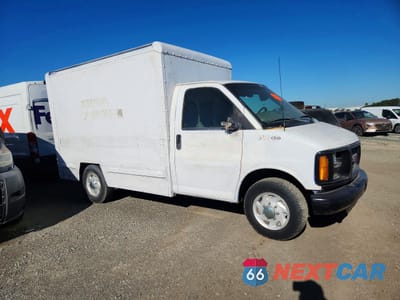Czwarte zdjęcie samochodu z boku: 2000 GMC SAVANA CUTAWAY G3500 VIN:1GDGG31W6Y1181797 - miniatura
