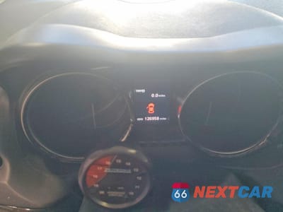 Zdjęcie 9 z 12 samochodu: 2014 MITSUBISHI LANCER EVOLUTION MR VIN:JA32W5FV5EU001277 - miniatura