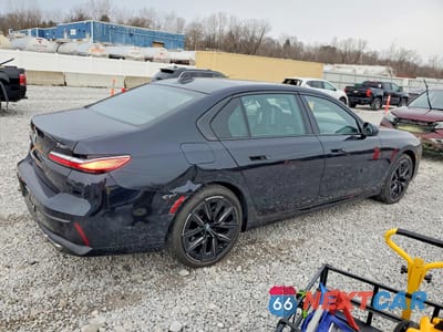 Trzecie zdjęcie samochodu z tyłu: 2023 BMW 760 XI VIN:WBA33EJ04PCM62938 - miniatura