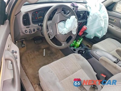 Zdjęcie 8 z 11 samochodu: 2004 TOYOTA TUNDRA SR5 VIN:5TBDT44144S448501 - miniatura