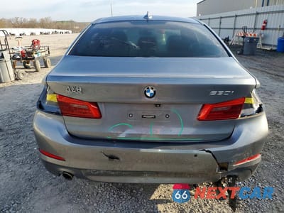 Zdjęcie 6 z 12 samochodu: 2019 BMW 530 I VIN:WBAJA5C55KWW23374 - miniatura