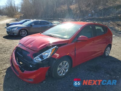 2017 HYUNDAI ACCENT SE KMHCT5AE7HU307774 - główne zdjęcie licytacji z USA - miniatura