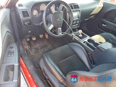 Zdjęcie 8 z 12 samochodu: 2010 DODGE CHALLENGER SRT-8 VIN:2B3CJ7DW4AH103941 - miniatura