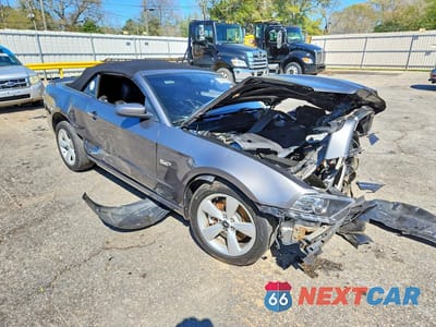 Czwarte zdjęcie samochodu z boku: 2014 FORD MUSTANG GT VIN:1ZVBP8FF1E5225632 - miniatura