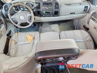Zdjęcie 8 z 12 samochodu: 2010 GMC SIERRA C1500 SLE VIN:3GTRCVE04AG224468 - miniatura