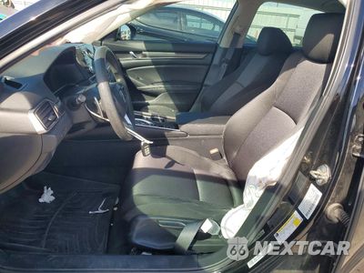 Zdjęcie 7 z 12 samochodu: 2019 HONDA ACCORD HYBRID VIN:1HGCV3F14KA000856 - miniatura