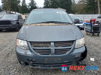 Piąte zdjęcie samochodu w środku: 2007 DODGE GRAND CARAVAN SXT VIN:2D8GP44L87R194851 - miniatura