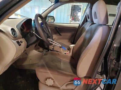 Zdjęcie 7 z 13 samochodu: 2002 TOYOTA RAV4 BASE VIN:JTEHH20V226049571 - miniatura