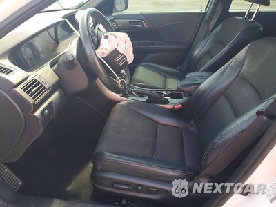 Zdjęcie 7 z 12 samochodu: 2017 HONDA ACCORD SPORT VIN:1HGCR2F52HA129205 - miniatura