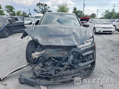 Piąte zdjęcie samochodu w środku: 2020 AUDI Q5 E PREMIUM PLUS VIN:WA1E2AFY4L2045898 - miniatura