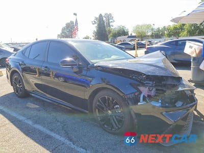 Czwarte zdjęcie samochodu z boku: 2025 TOYOTA CAMRY SE VIN:4T1DAACK0SU159044 - miniatura