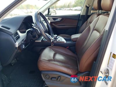 Zdjęcie 7 z 12 samochodu: 2017 AUDI Q7 PREMIUM PLUS VIN:WA1LHAF70HD036155 - miniatura