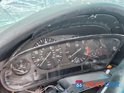 Zdjęcie 9 z 13 samochodu: 2000 BMW 540 IT AUTOMATIC VIN:WBADR6346YGN90911 - miniatura