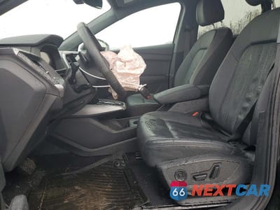 Zdjęcie 7 z 12 samochodu: 2024 AUDI Q4 E-TRON PREMIUM VIN:WA1KUBFZ2RP053764 - miniatura