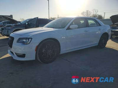 2022 CHRYSLER 300 TOURING L 2C3CCASG2NH236967 - główne zdjęcie licytacji z USA - miniatura