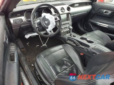 Zdjęcie 8 z 12 samochodu: 2019 FORD MUSTANG VIN:1FATP8UH2K5138870 - miniatura