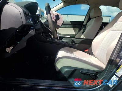 Zdjęcie 7 z 12 samochodu: 2022 HONDA CIVIC LX VIN:2HGFE2F26NH507070 - miniatura