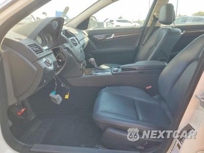 Zdjęcie 7 z 12 samochodu: 2008 MERCEDES-BENZ C 300 VIN:WDDGF54X98F090894 - miniatura