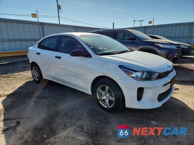 Czwarte zdjęcie samochodu z boku: 2018 KIA RIO LX VIN:3KPA24AB2JE125564 - miniatura