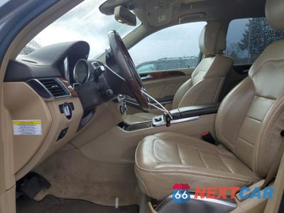 Zdjęcie 7 z 12 samochodu: 2014 MERCEDES-BENZ GL 550 4MATIC VIN:4JGDF7DE2EA325745 - miniatura