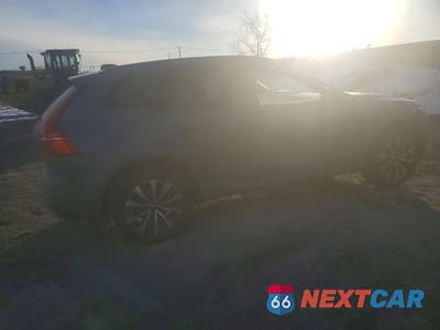Trzecie zdjęcie samochodu z tyłu: 2024 VOLVO XC60 CORE VIN:YV4L12RK8R1861277 - miniatura